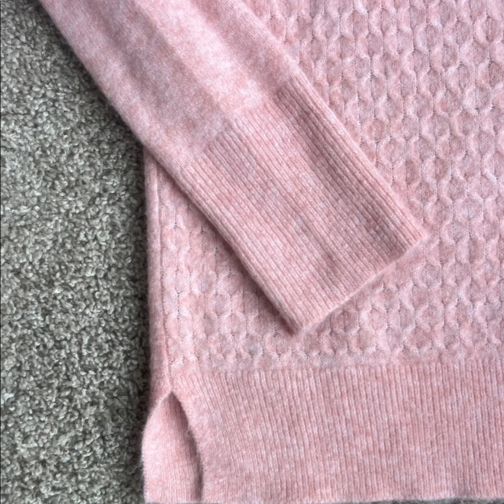 LOFT Soft Pink Crew Neck Sweater Size L - Picture 4 of 6